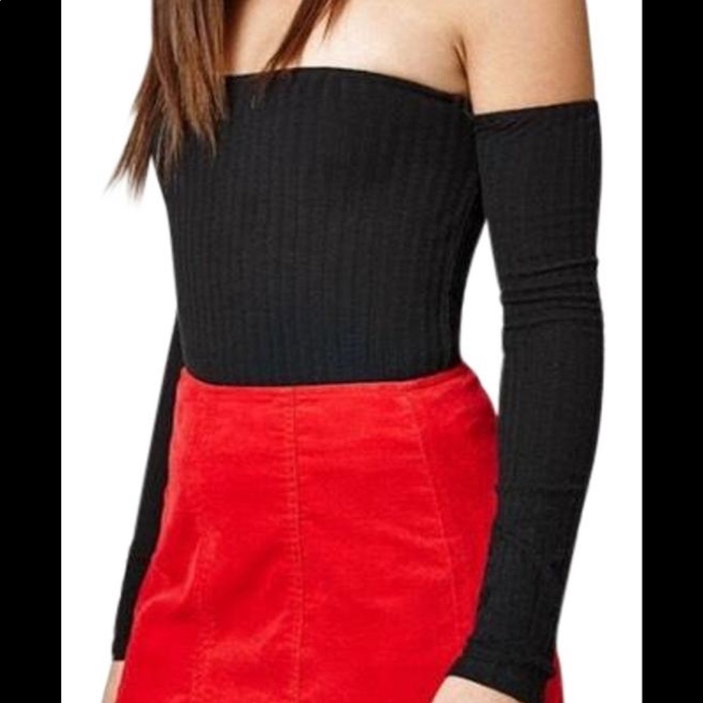 Kendall and Kylie off the shoulder top